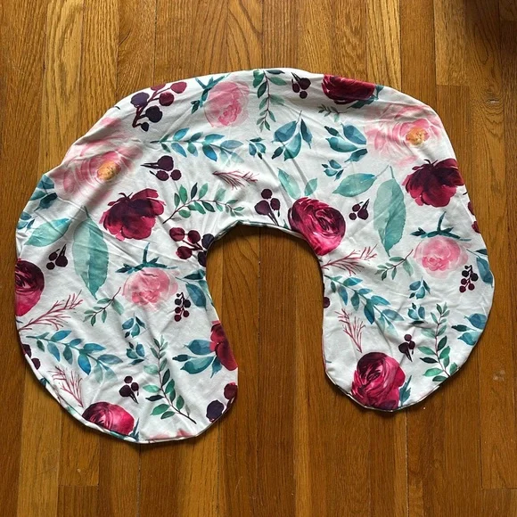 Boppy Pillow Covers - Set of 2 - Picture 2 of 5